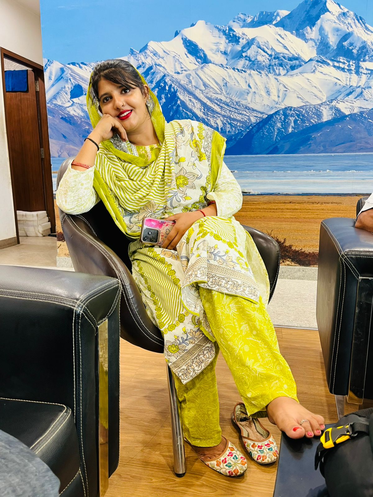 🌿 Ready-to-Wear Light Green Floral Cotton Suit Set 🌸